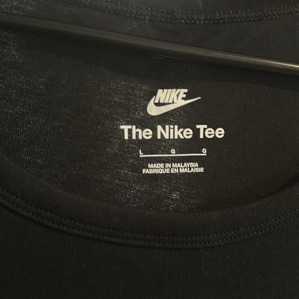 Nike Black Airphoria Tank Top - Picture 6 of 7